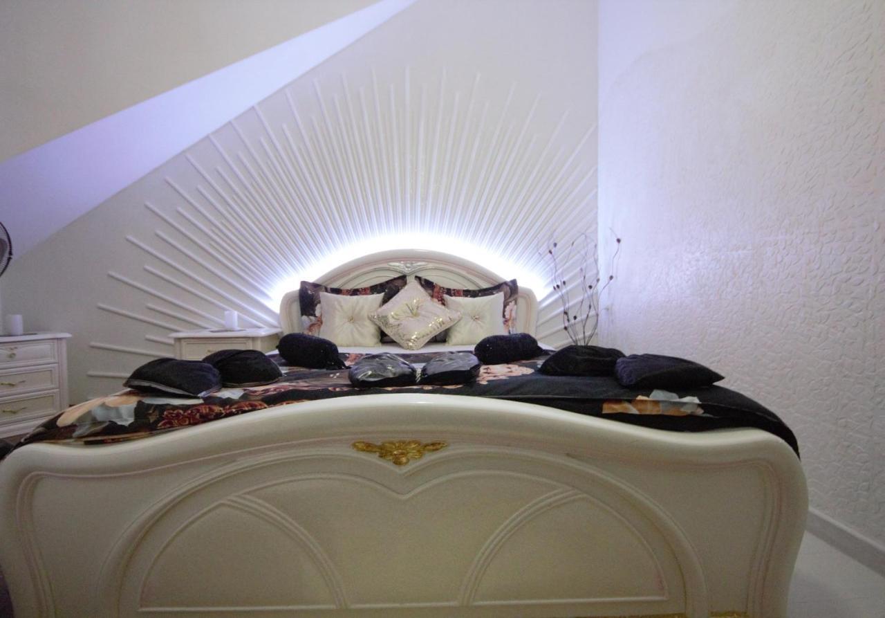 Apartment Penthouse Chişinău Esterno foto